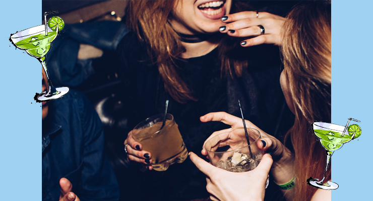 Dit zegt de manier waarop je je cocktail drinkt over jou