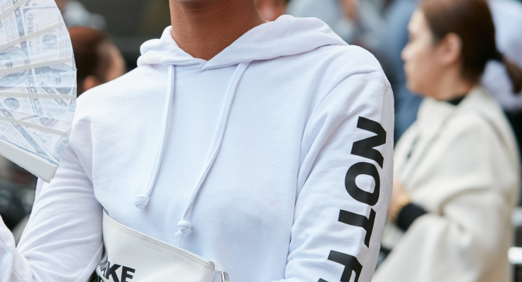 Deze jas maakt je comfy outfit stijlvol